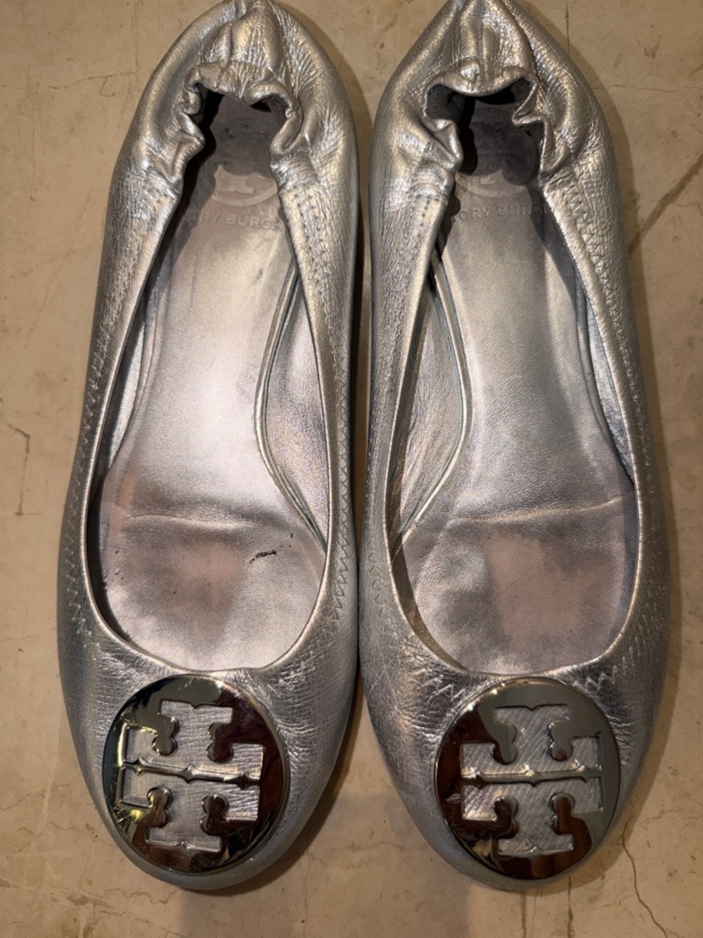 Tory Burch Metallic Silver Logo Ballet Flats size 9